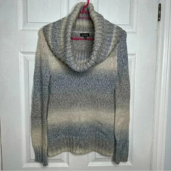 Le  Chateau Cowl Neck Cable Knit Sweater White/Blue/Grey Size Medium - Picture 1 of 16